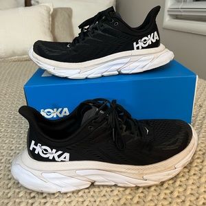 Hoka One One Clifton Edge Black/White Mens US 11